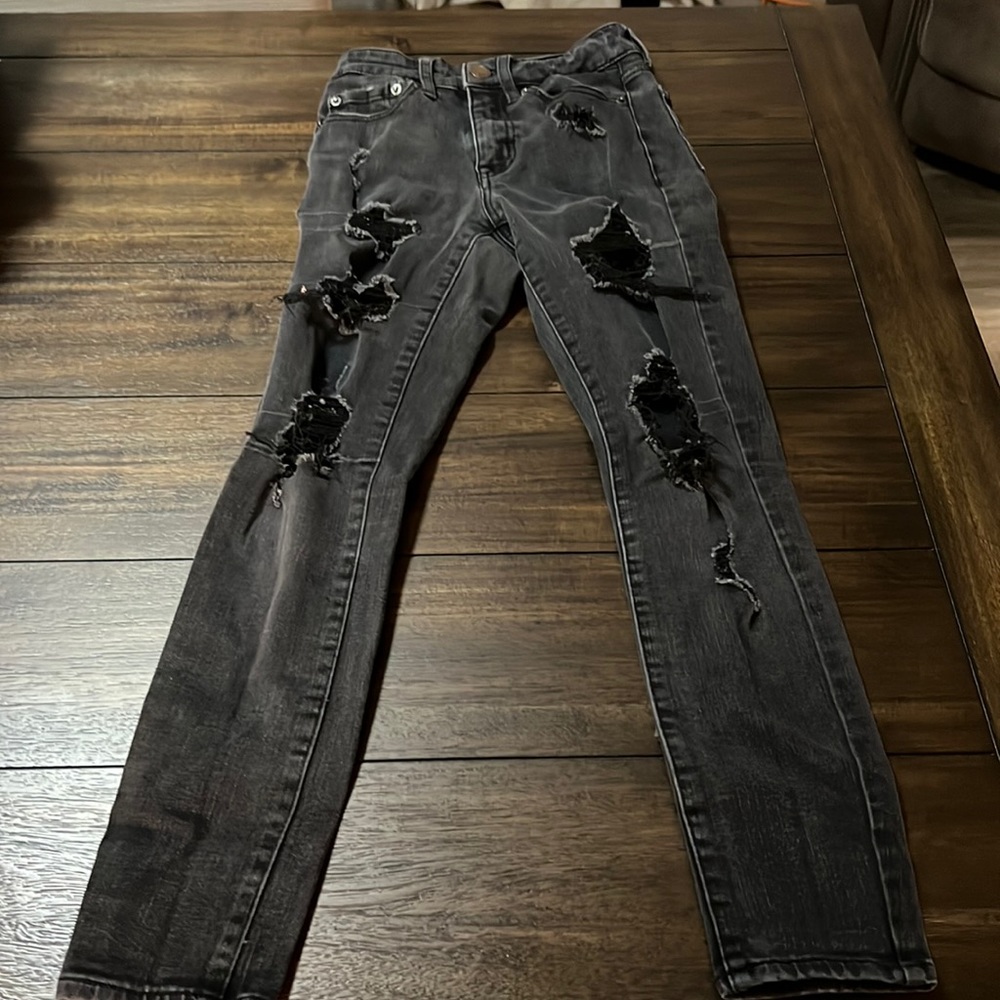 Aeropostale 000 black ripped high rise Jeggins